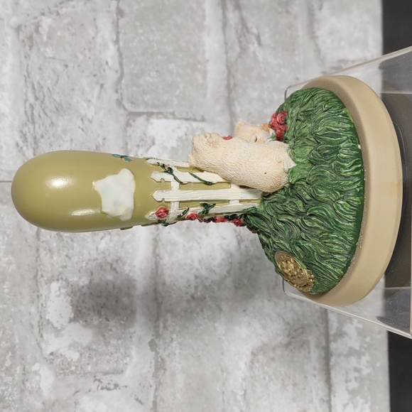 Brown Bag Cookie Stamp "Pigs & Roses - Picture 3 of 7